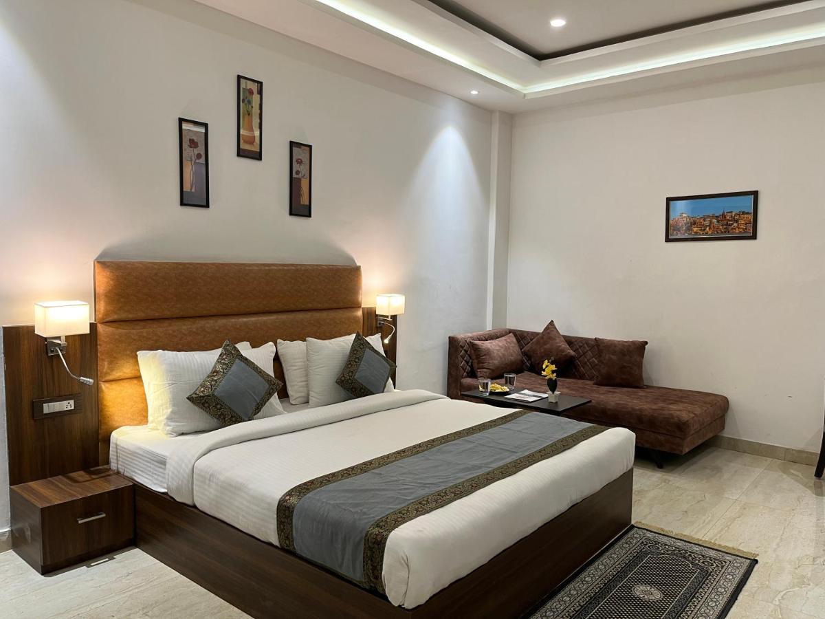 ורנאסי Hotel Kalawati Palace מראה חיצוני תמונה